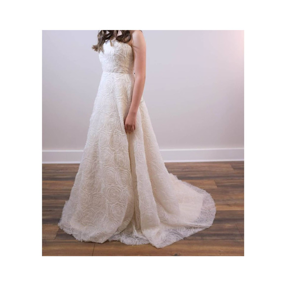 Ivy & Aster Blossom Ivory Wedding Gown Brand New Sample Gown Size 8 Orig.$2300 - Picture 2 of 5